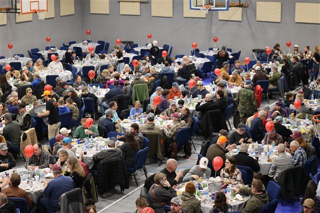 Guests fill the room at the 2026 Sportsmen’s Banquet